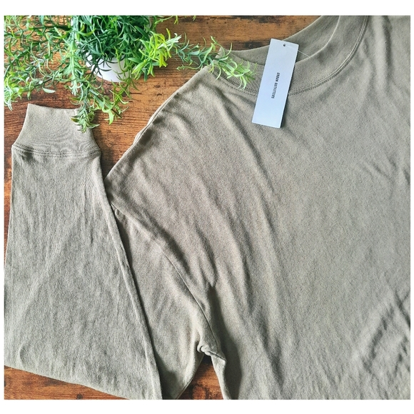 UO Carnaby Recycled Cotton Oversized Tee - Picture 6 of 12